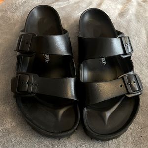 Mens rubber black sandals